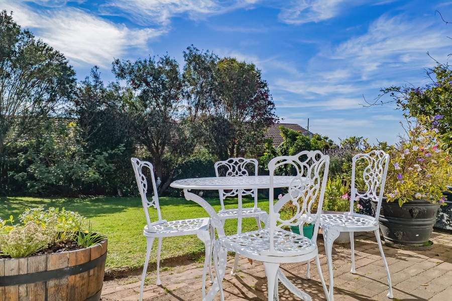 3 Bedroom Property for Sale in Upper Robberg Western Cape